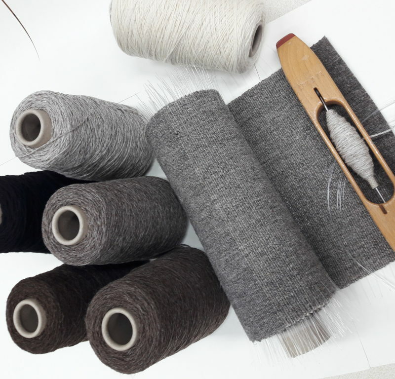 Echantillon de matière, fibre optique tissée