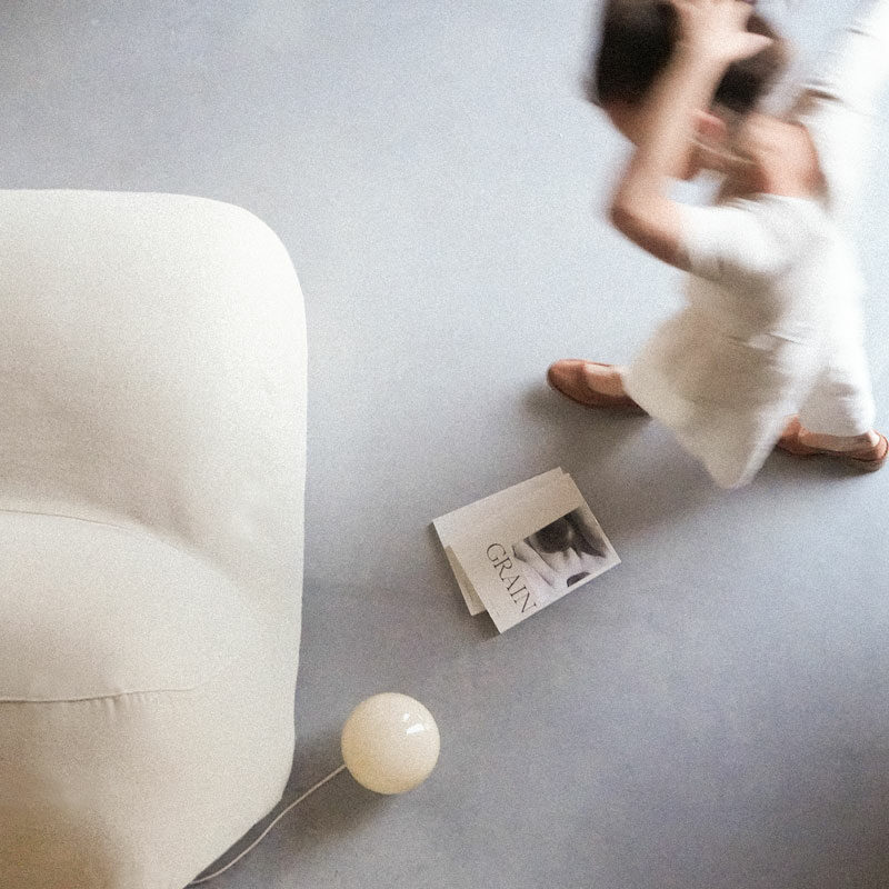 DSC00438_From-of-House_Straw-Sofa_medium